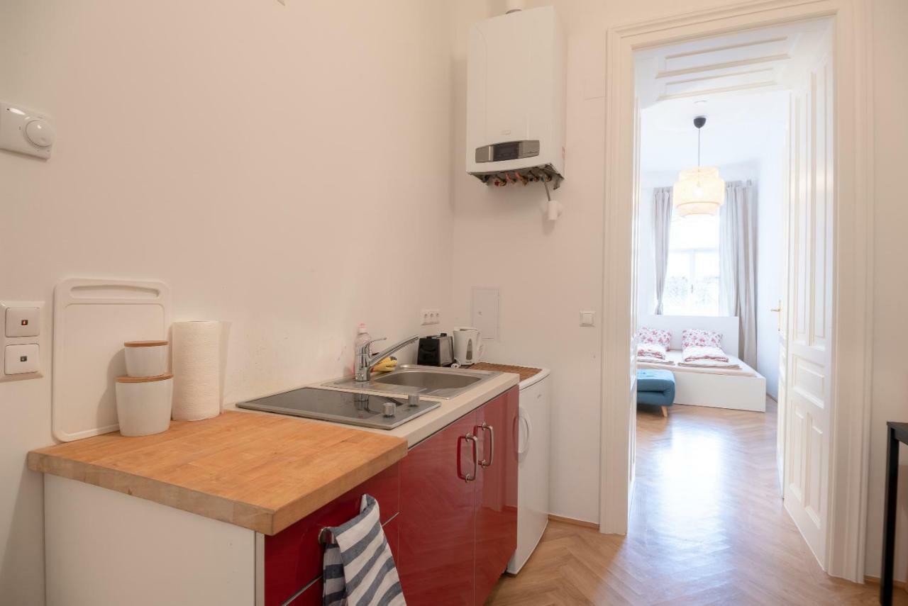 Living - Margareten Apartment Wien